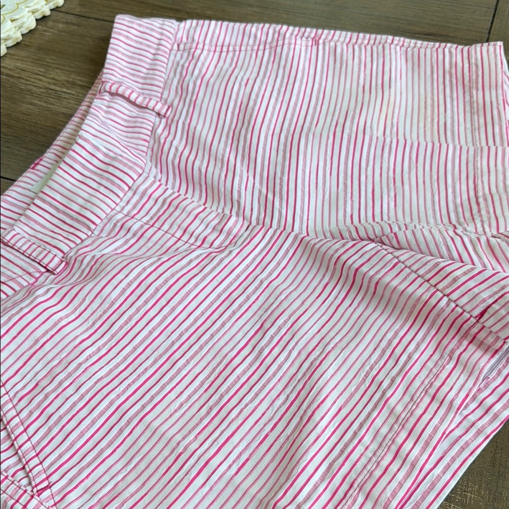 Vineyard Vines Striped Pink & White Summer Shorts - Size 4